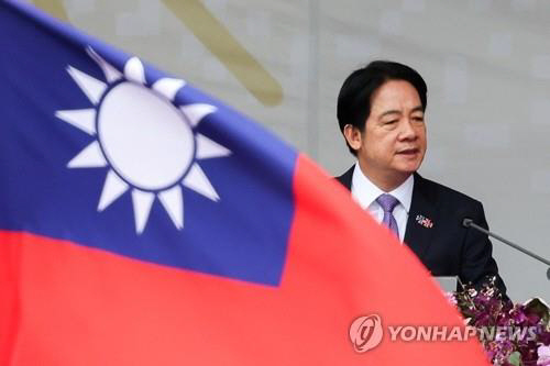 대만 건국기념일 연설하는 라이칭더 총통. 타이베이 로이터=연합뉴스